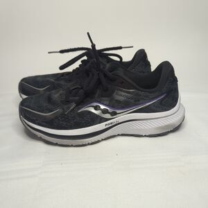 Size 6.5 - Women's Saucony Omni 20 Black White